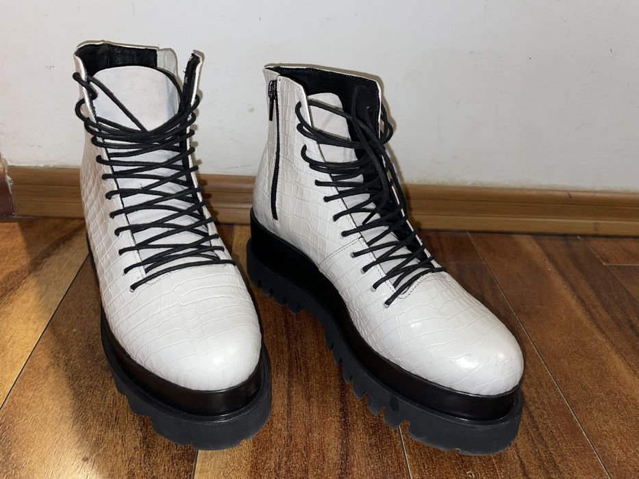 Ghete Exclusives Lyon albe