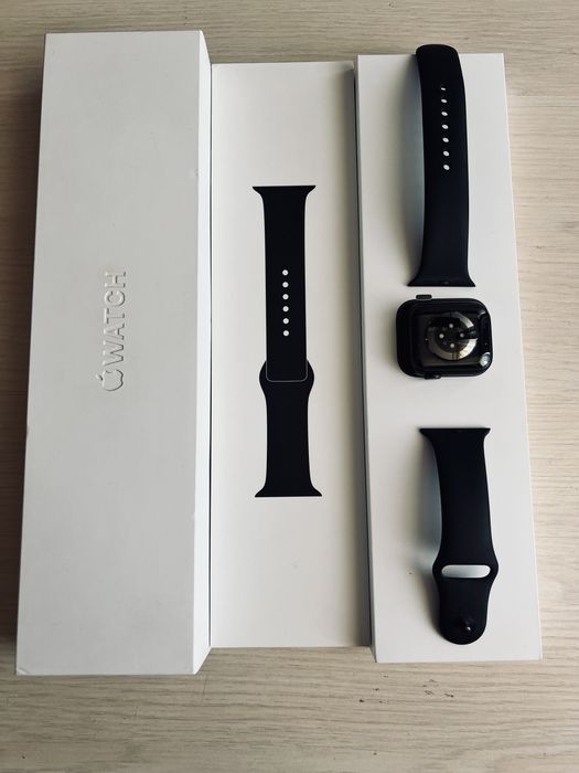 Продам Apple Watch 6 40mm