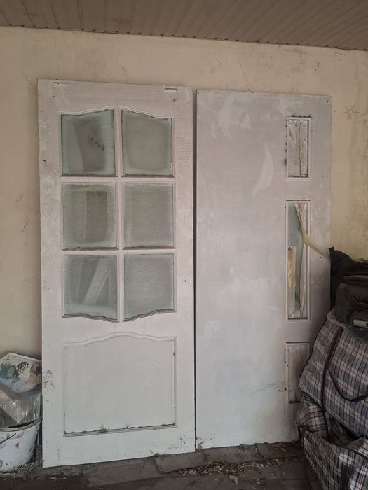 Продам двери по 3000