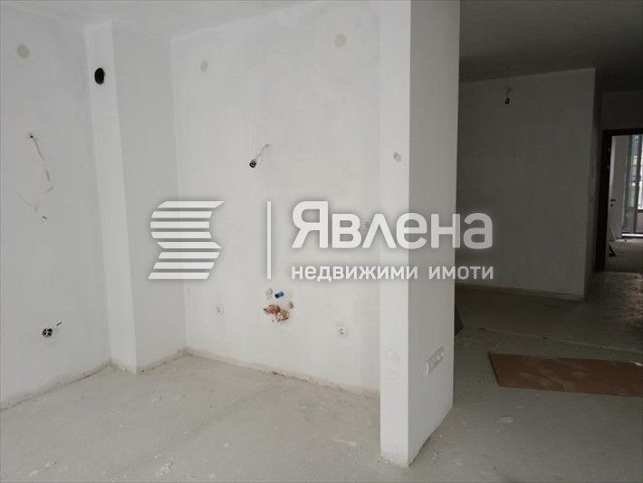 Продава се Двустаен апартамент в София, Манастирски ливади - 90 кв.м за 1804 €/кв.м - Снимка #2