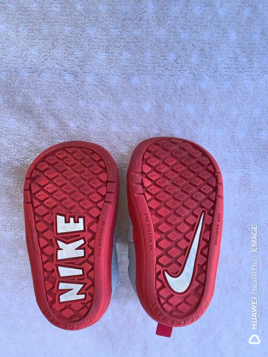 Бебешки маратонки nike номер 19.5 стелка 10см