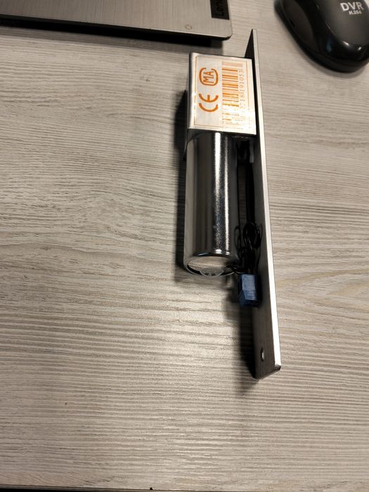 Замок   " Болт "