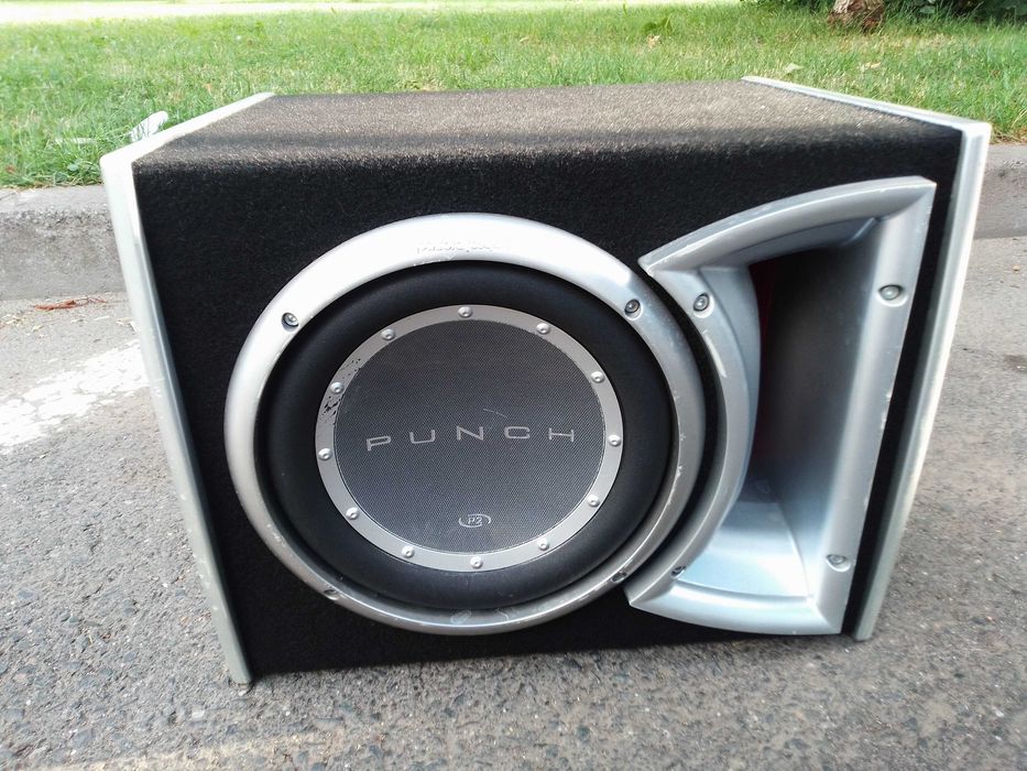 subwoofer auto Punch Rockford Fosgate 200W rms 400w muzical