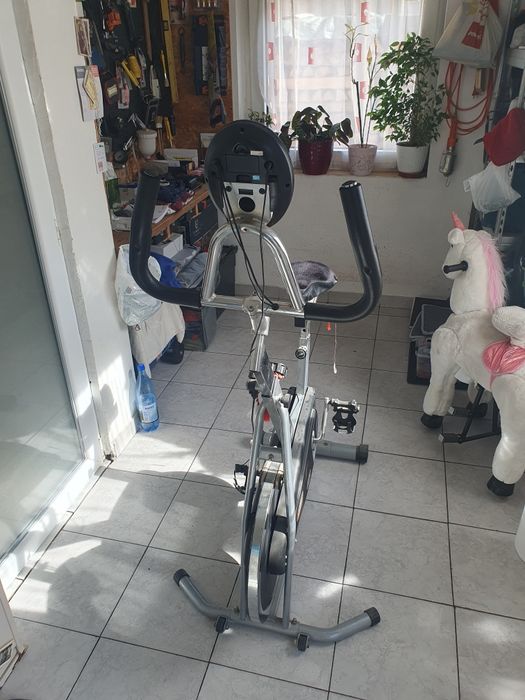 Bicicleta fitness.