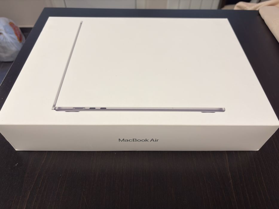 MacBook Air 15 inch M3 chip