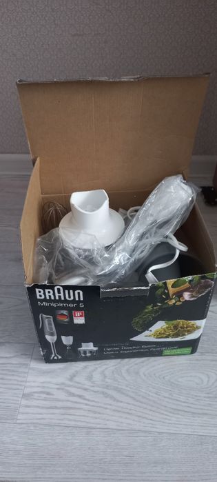 Продаю блендер браун фирма