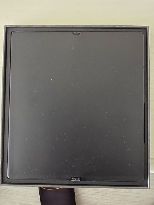 Vand telefon SAMSUNG FOLD 77 7