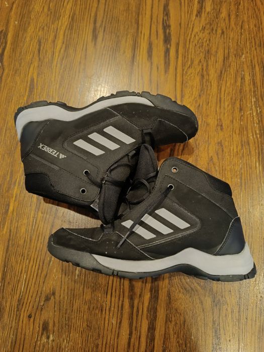Adidas Terrex номер 40