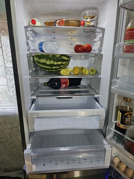 Продается холодильник