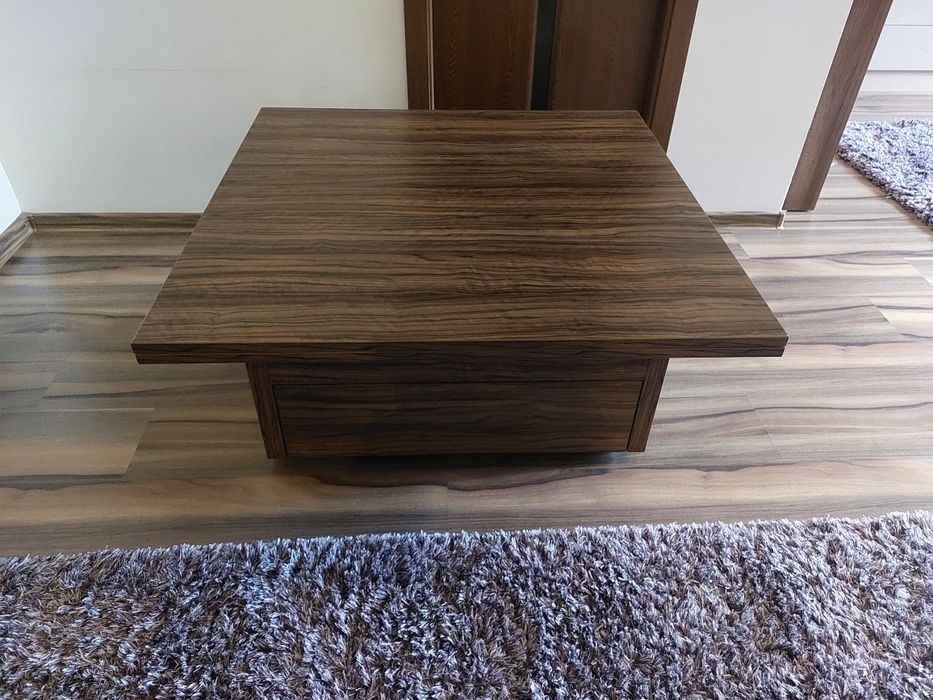 Vând masa extensibila