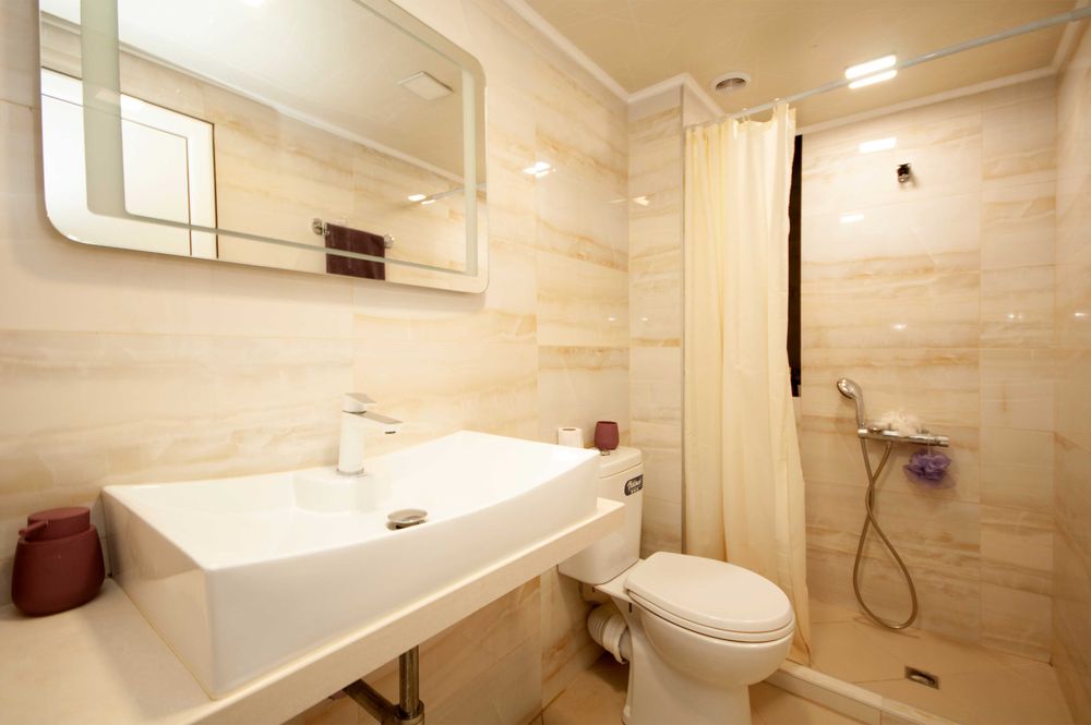 Продава се Четиристаен апартамент в София, Хаджи Димитър - 145 кв.м за 2483 €/кв.м - Снимка #12