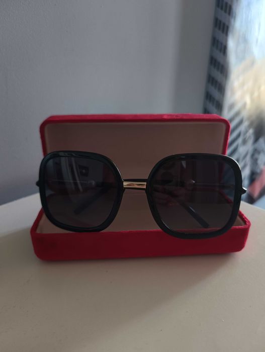 Дамски слънчеви очила Carolina Herrera