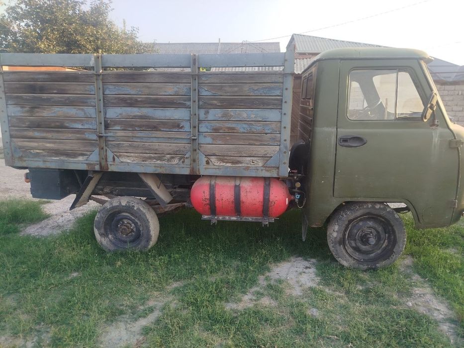 Uaz Bartavoy 1985 yil