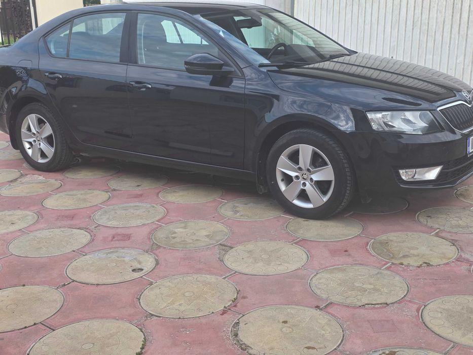 SKODA Octavia 2013 — imagine 2