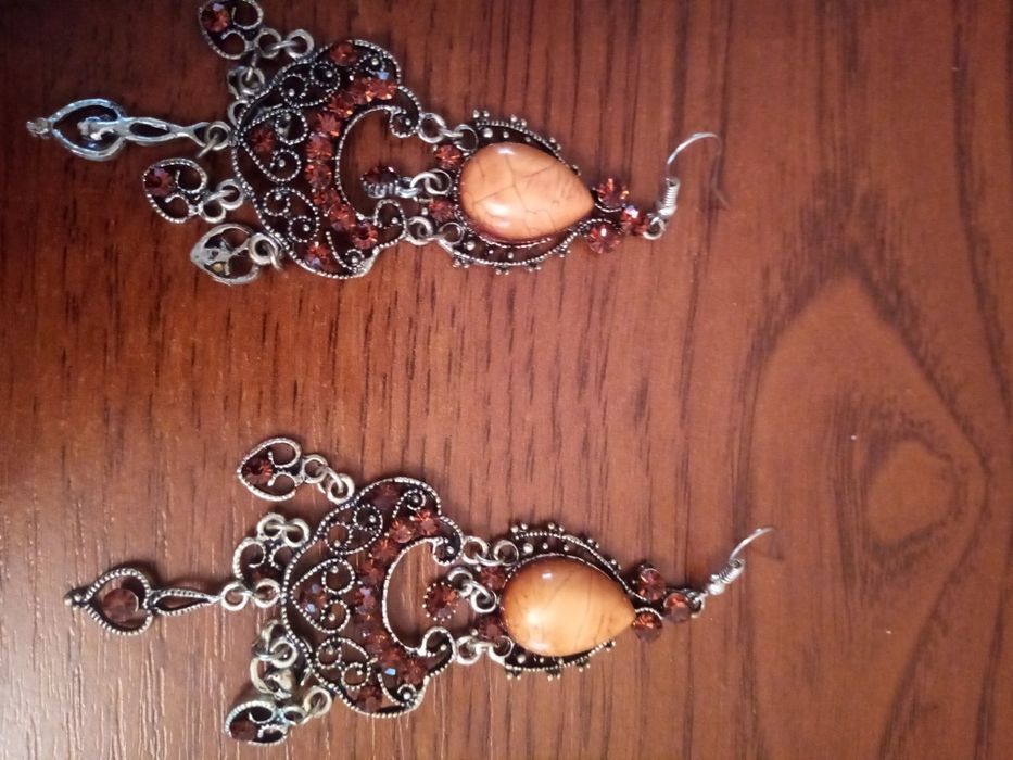 Набор бижутерии.