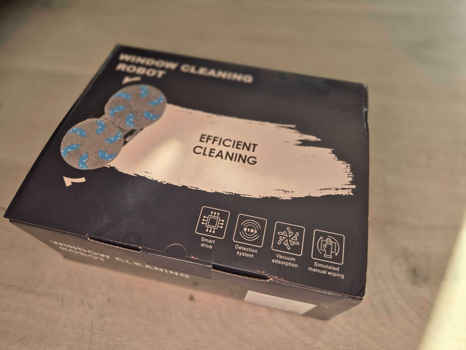 Робот за почистване на прозорци HCR-18 с дистанционно (Ползван Веднъж)