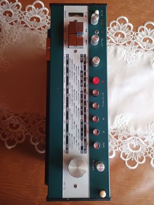 Radiocasetofon SIEMENS Trabant de Luxe RT12