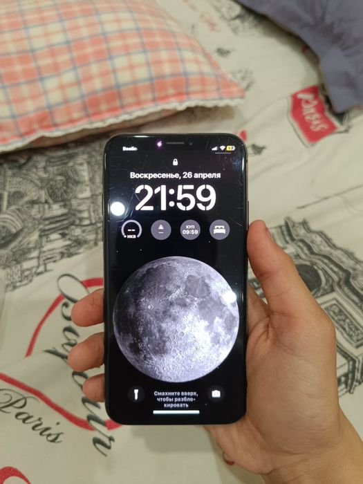 Продам айфон х.