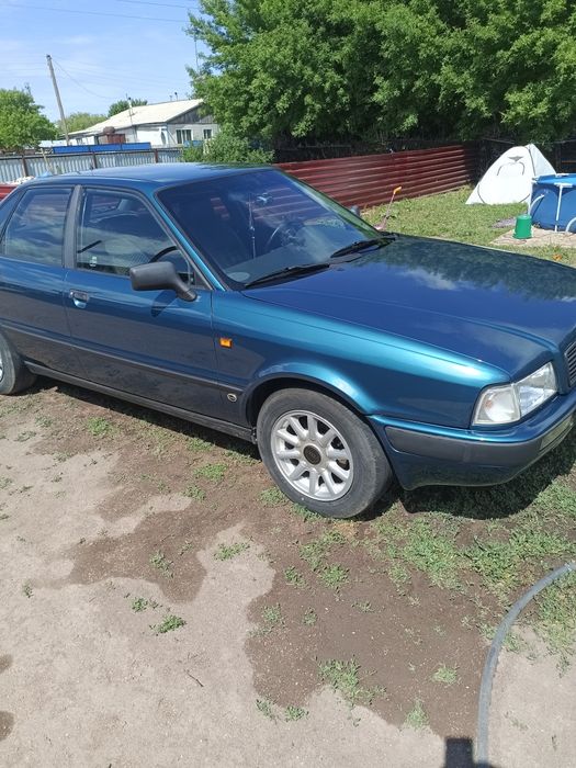 Продам Ауди 80 б4
