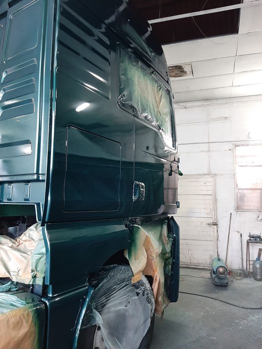 Vopsitorie Auto  camioane  utilaje agricole dube,