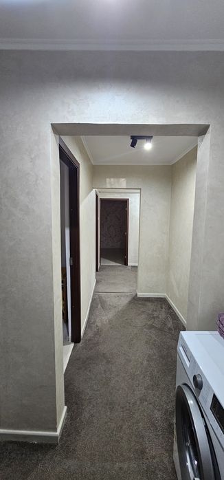 Închiriez apartament 3 camere