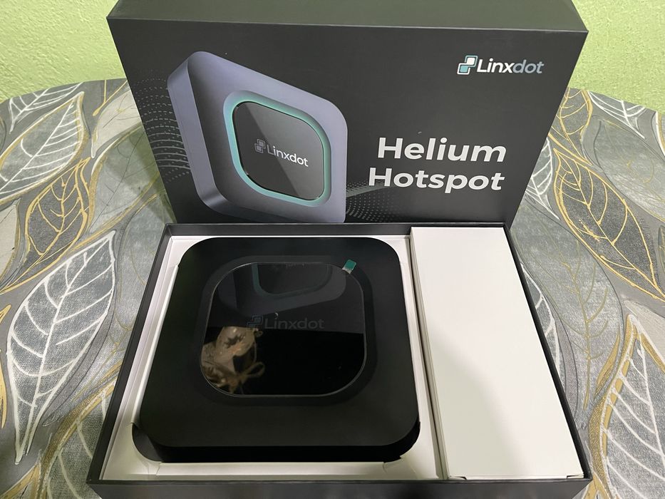 Продавам Helium Hotspot