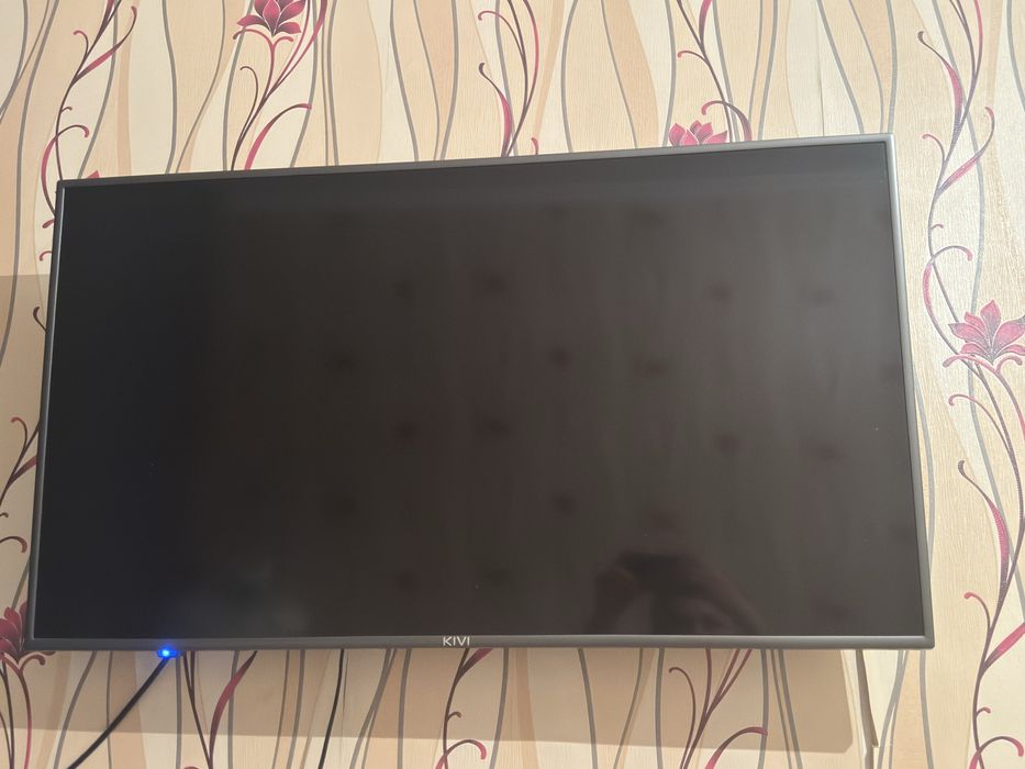 продам телевизор Kivi SMART TV размер 102 см /40