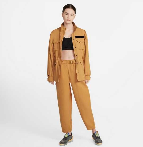 Nike Tech, дамскo яке, XS, 100% оригинал от Англия