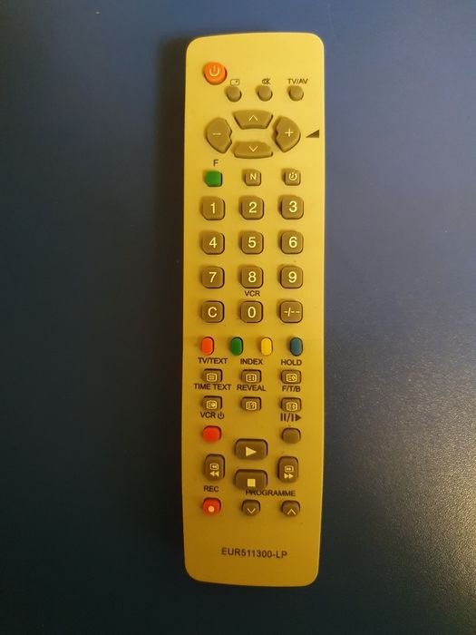 Telecomanda TV, universala,  nefolosita