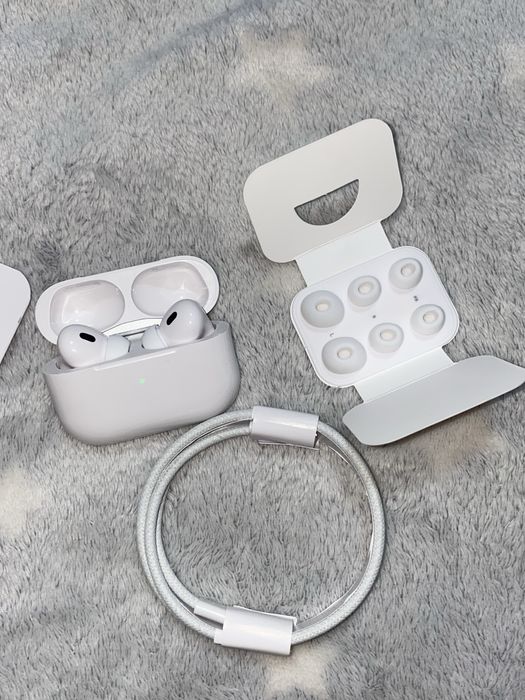 Casti AirPods Pro 2 / Noi
