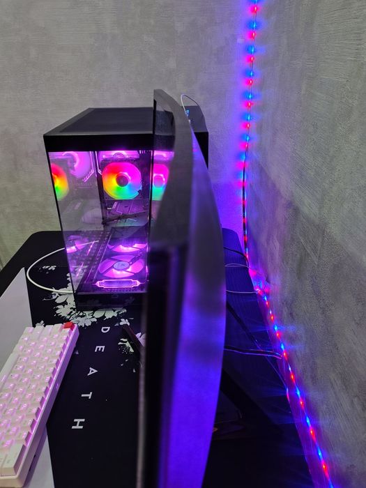 Изогнутый Монитор Samsung 144 гц 23.5" 4мс