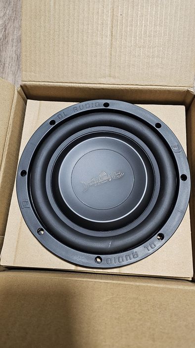 Динамик сабвуфера