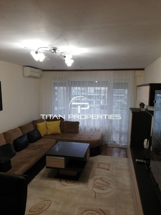 Продава се Тристаен апартамент в Бургас, Изгрев - 90 кв.м за 2356 €/кв.м - Снимка #2