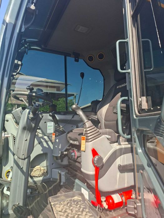 Hyundai 65  2024
