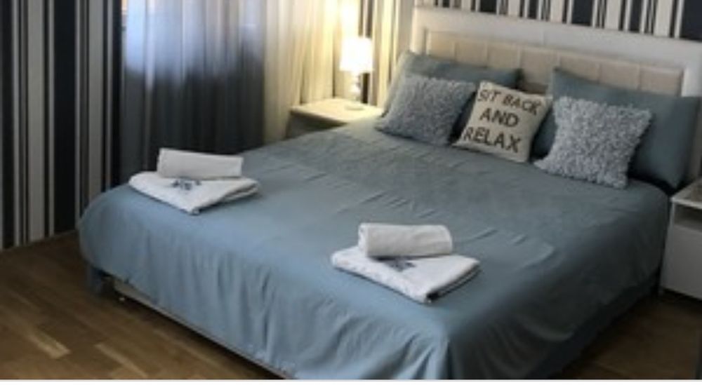 Сдам посуточно 2 комнатную квартиру правый берег