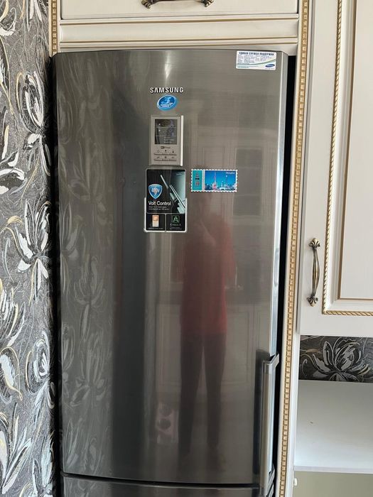 Продам холодильник Samsung!