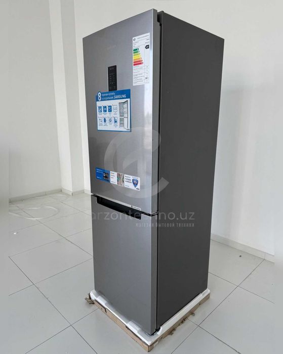 Холодильник Samsung RB29FERNDSA с дисплеем Inverter No Frost