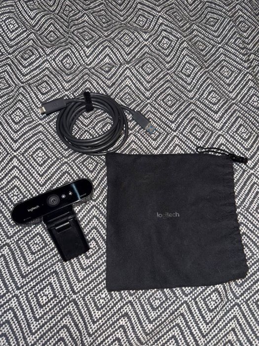 Веб-камера Logitech Brio Stream