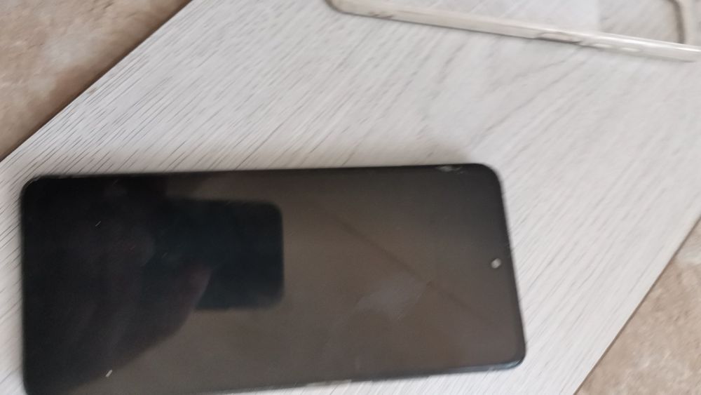 Poco m4 pro 5g срочно сотилади