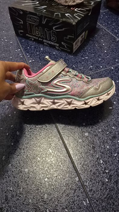 Маратонки Skechers lights