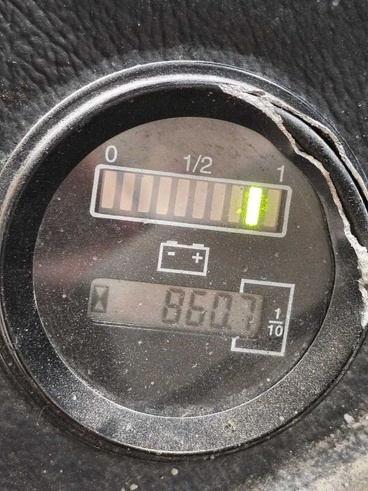 Electrostivuitor/Electrotranspaleta BT LST – 1450 kg, lift 3750 mm