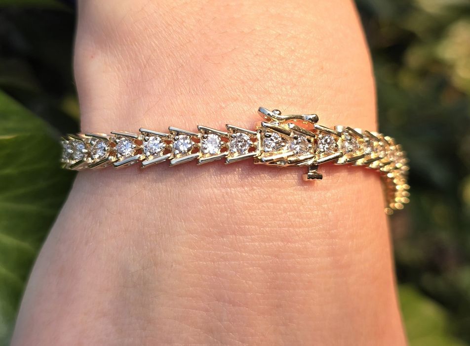Brățară de aur galben cu diamante naturale 3,69ct. 21,10 grame