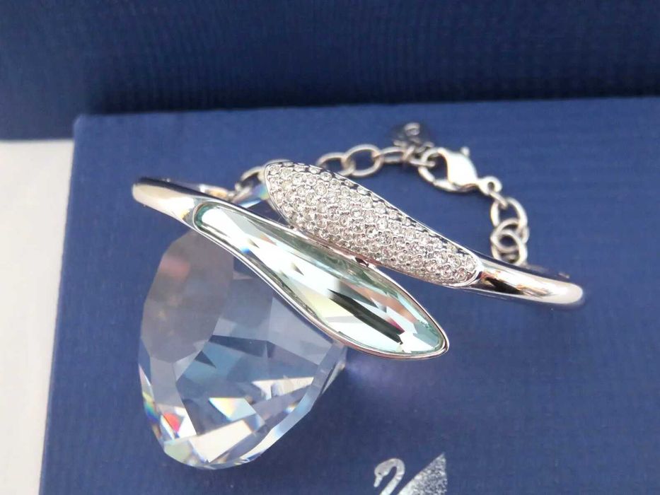 Special gift > Set Swarovski Nou REDUS