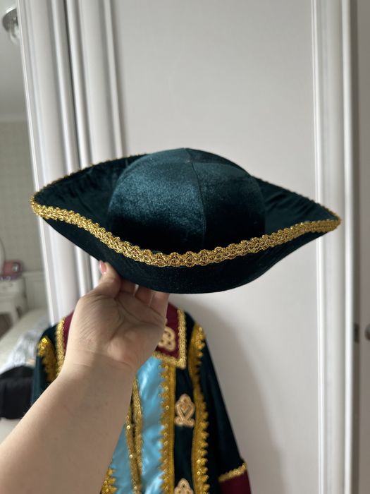 Костюм карнавальный