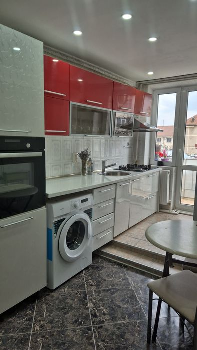Apartament 2 camere decomandat centru et 1 utilat mobilat