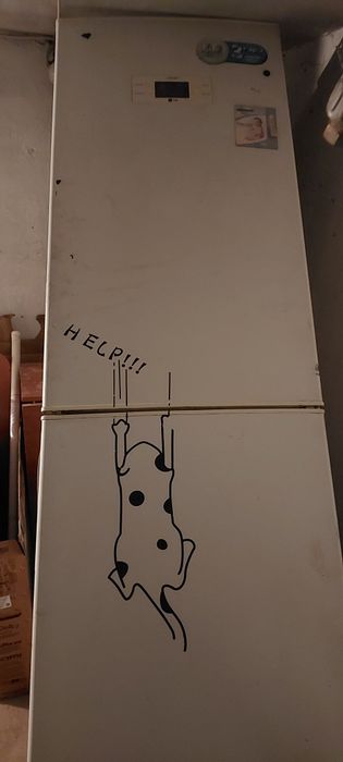 Продам холодильник