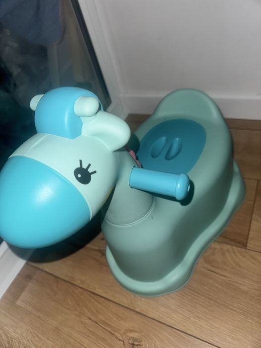 Детский стульчик.Сосотояние хорошее.