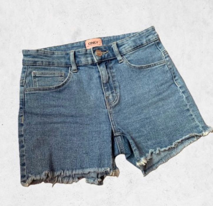 Къси панталонки Only