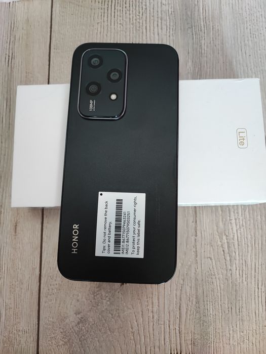 Telefon mobil Honor 200 Lite, 8GB RAM, 256GB, 5G, 108 MP- Nou