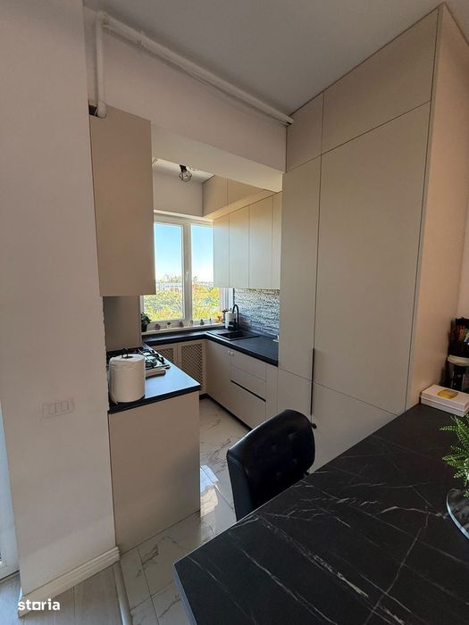Apartament 2 camere mobilat utilat plus loc de parcare.
